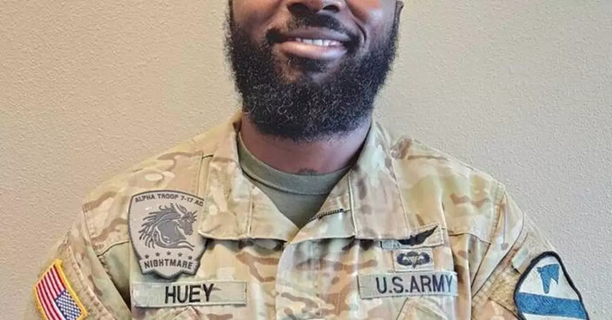 Army temporarily halts Apache helicopter training missions after Texas crash that killed 2
