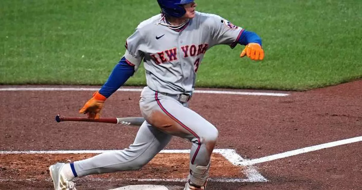 Mets rookie outfielder Carson Benge leaves game with left wrist soreness after making sliding catch