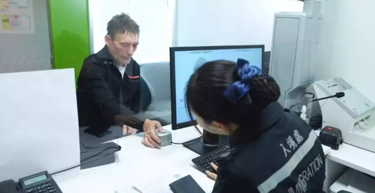 Snooker Legend "The Whirlwind" Jimmy White Officially Settles in Hong Kong