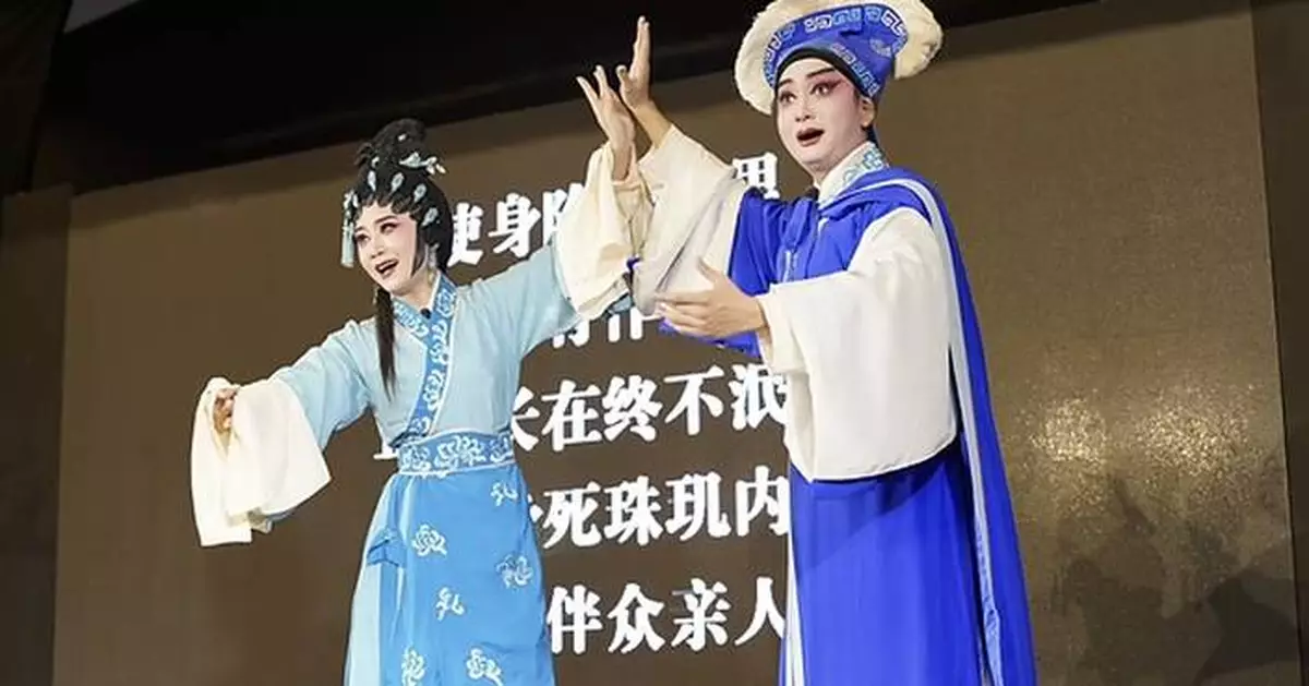 Cantonese opera plus stand-up comedy win over Singapore audiences