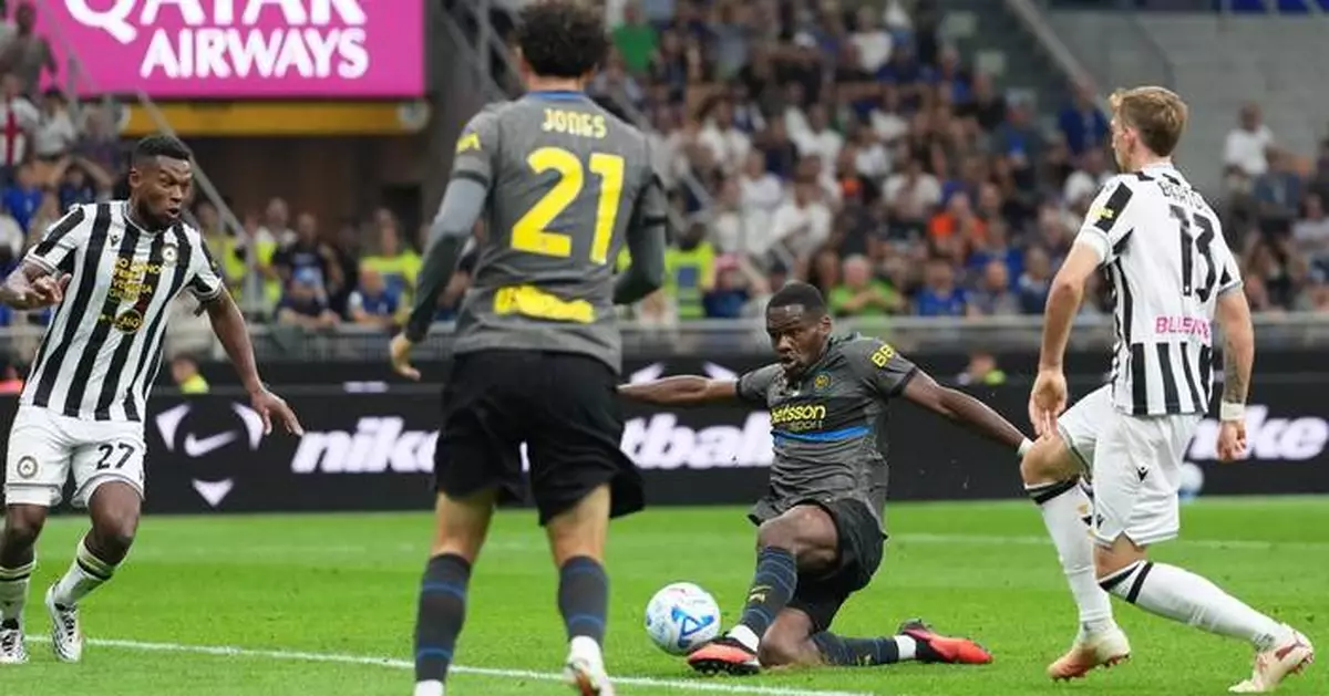 Leeds crushes Newcastle, Betis run continues in Spain; Roma and Inter tied atop Serie A