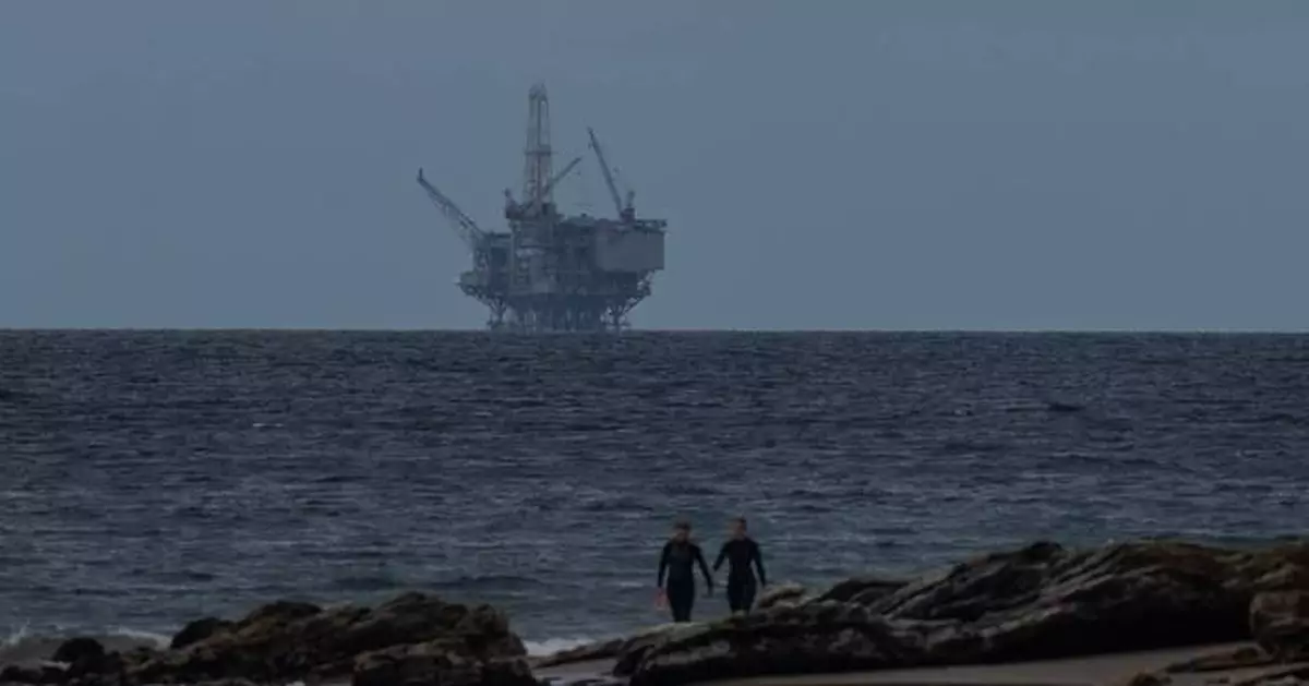 Trump administration ratchets up its fight to get more oil flowing from California