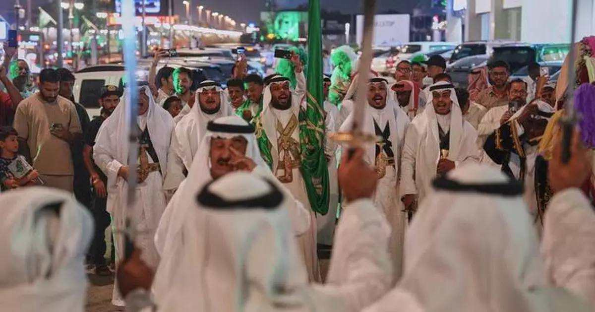 Top Saudi cleric urges troops to defend against the Houthis, and other Mideast developments