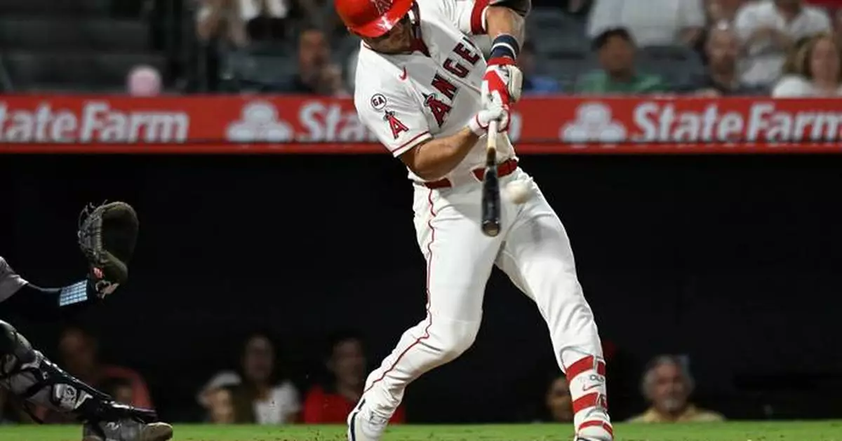 Angels end 7-game slide with 10-1 win over sloppy Yankees behind Grissom and Ureña
