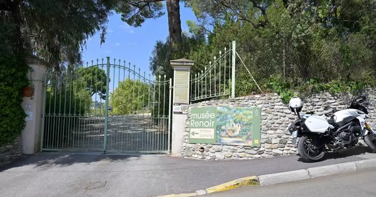 A look at the theft of Renoir paintings from a French museum and other high-profile heists