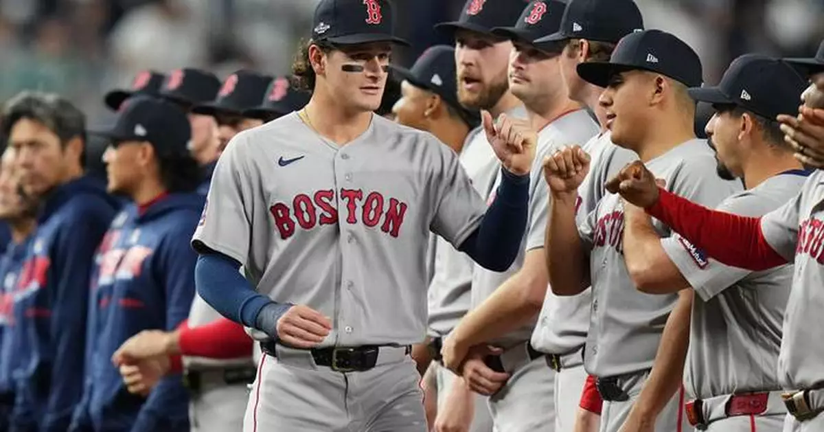 Red Sox leadoff hitter Roman Anthony leaves playoff opener vs Yankees after aggravating hand injury