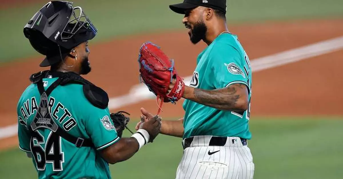 Alcantara gets another save, Hernández, Conine homer as Marlins beat playoff-bound Braves 5-3