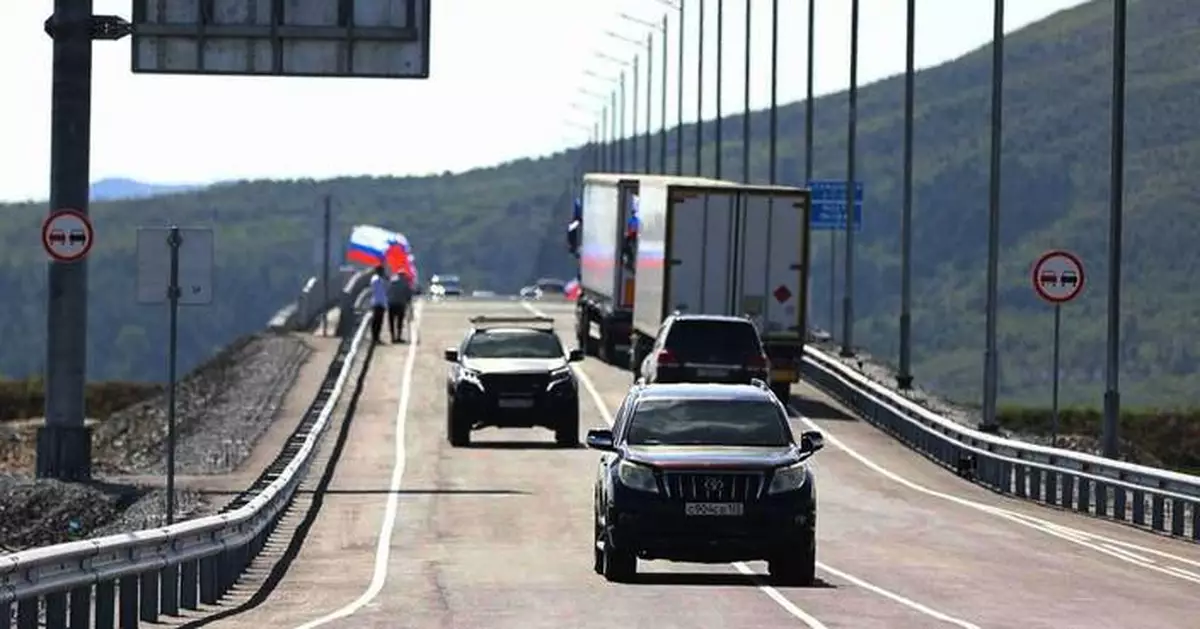 Russia and North Korea open the first road link across shared border