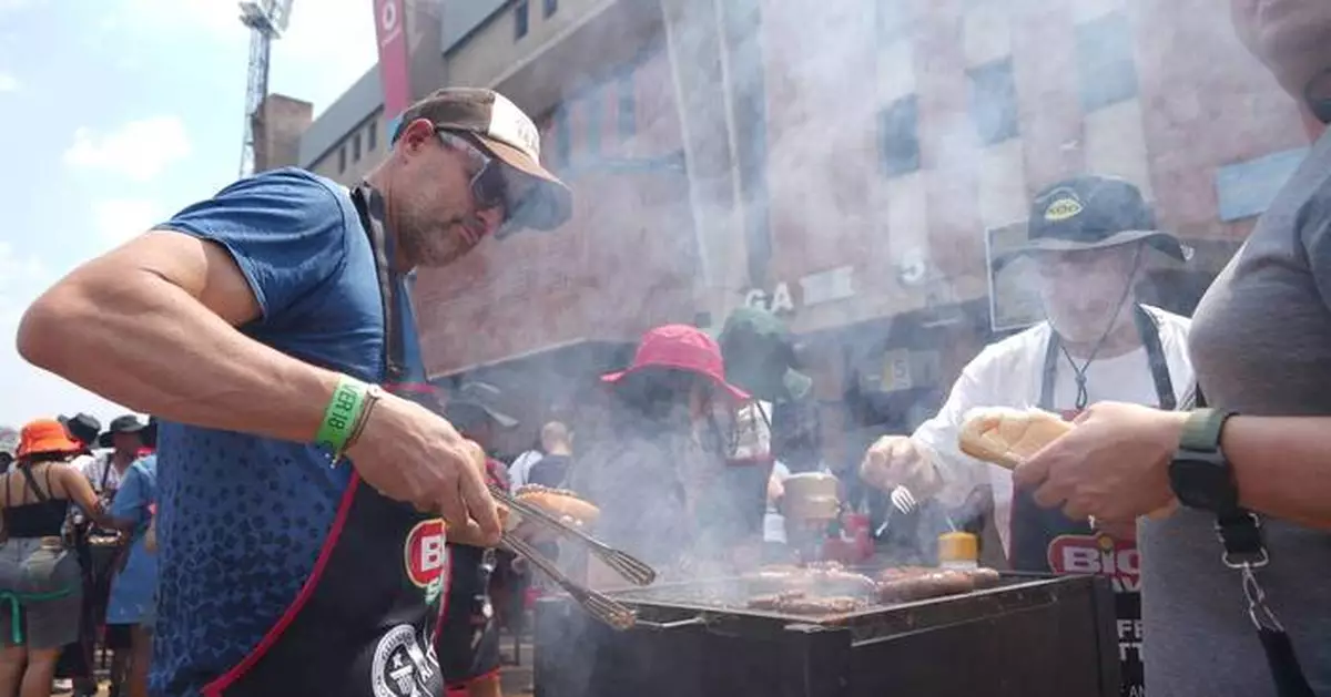 Fire up the grills! Thousands of South Africans try to set a record for the biggest cookout