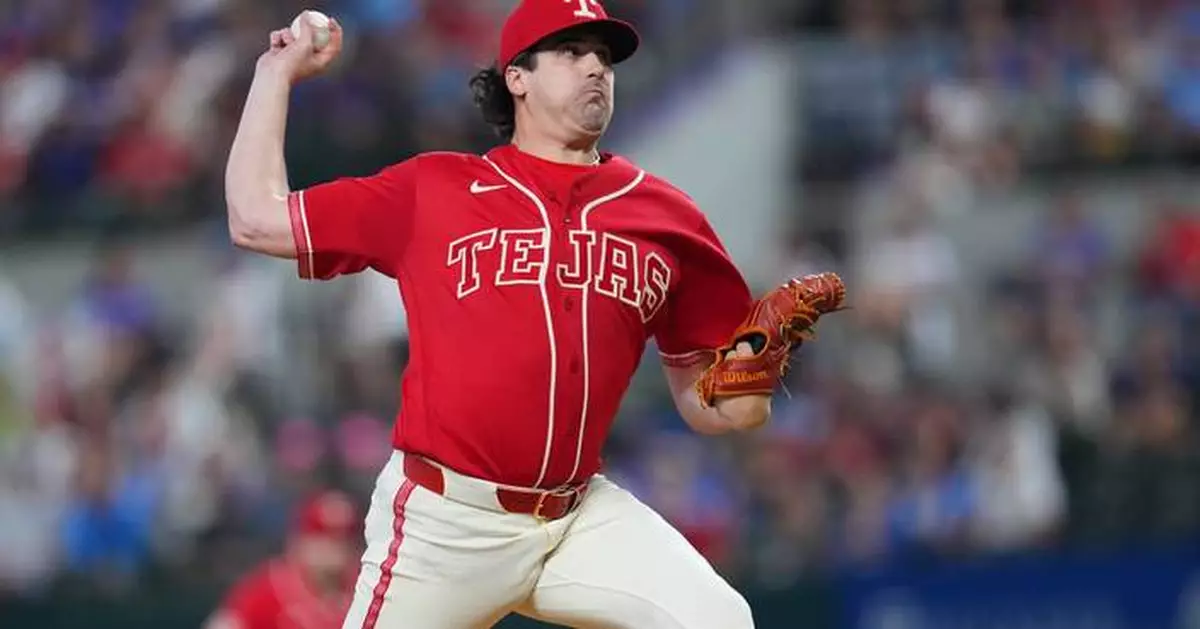 Rangers starter Cal Quantrill leaves after throwing 12 pitches because of right lat tightness