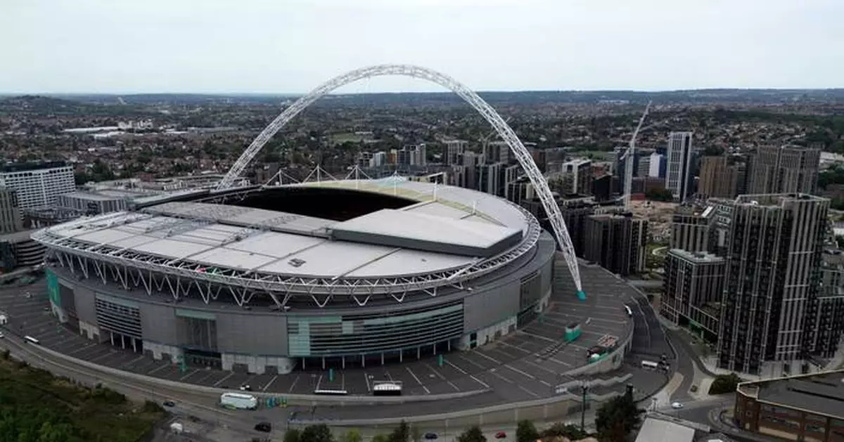 Shake Shack on the Thames, then kickoff at Wembley for Kansas and Arizona State