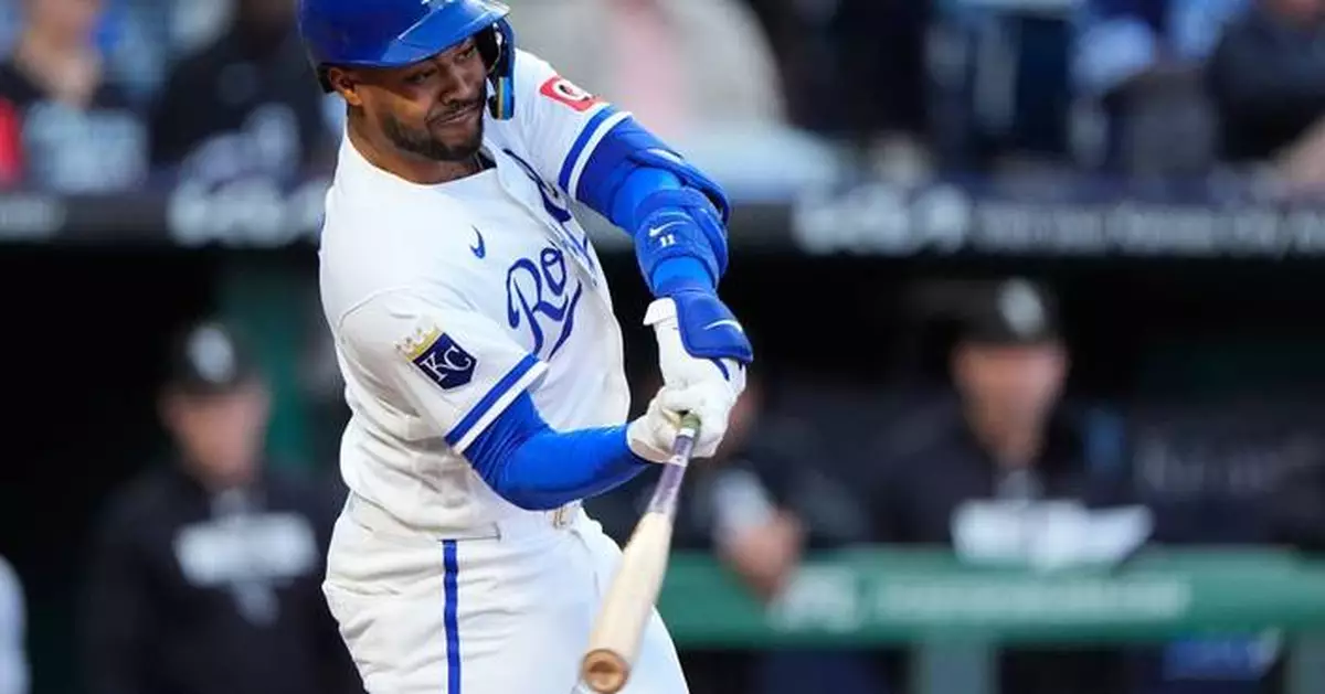 Royals snap a 5-game skid with a 5-4 win over White Sox, delaying Chicago's bid for a playoff berth