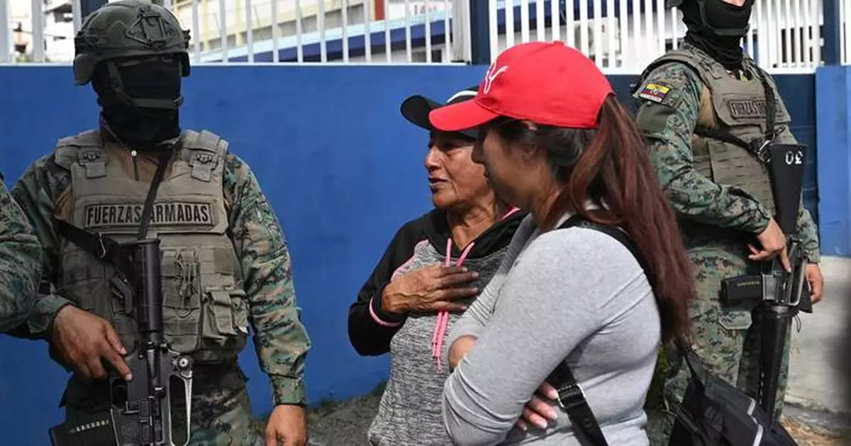 US sinks an Ecuadorian boat in the Pacific it alleges is tied to drug trafficking