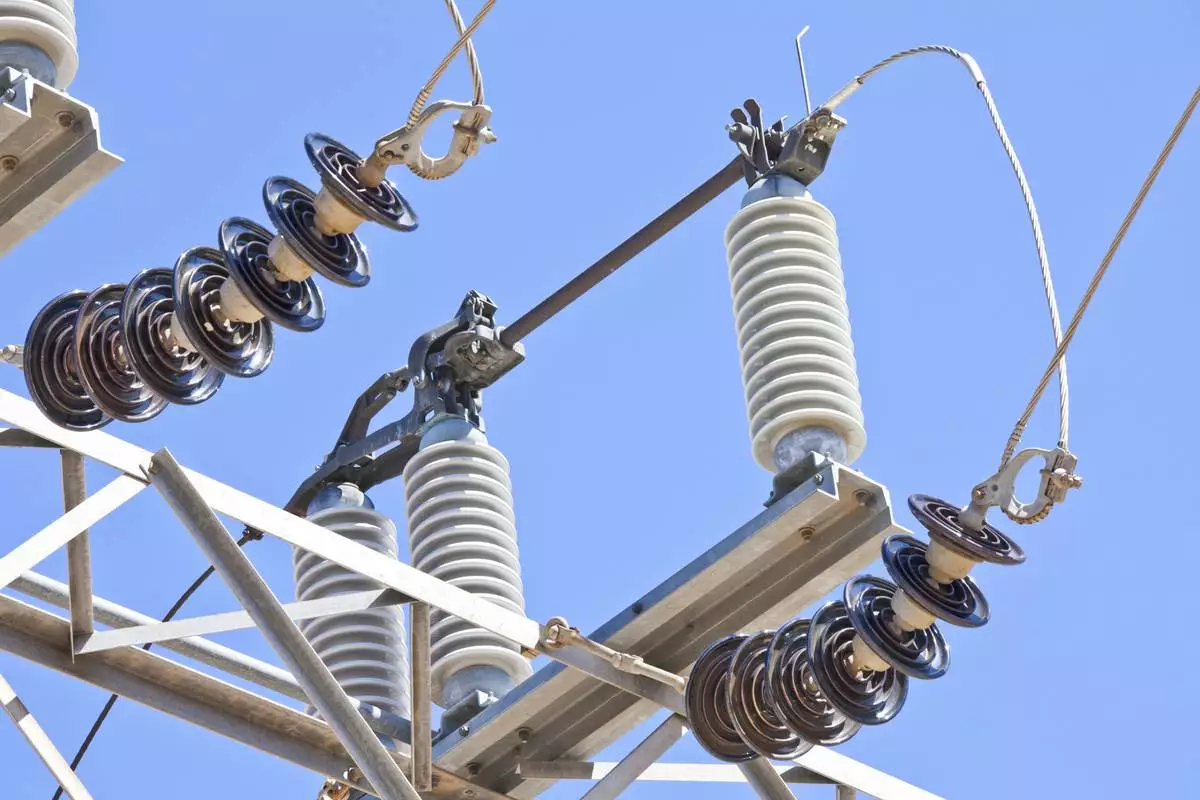 The program covers more than 800 transmission assets across the U.K.