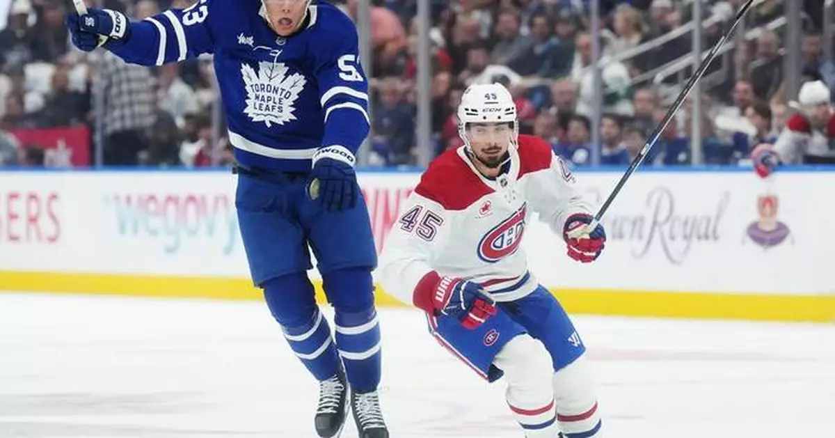 Carrier's goal late in the 3rd period helps Canadiens beat Maple Leafs 3-2