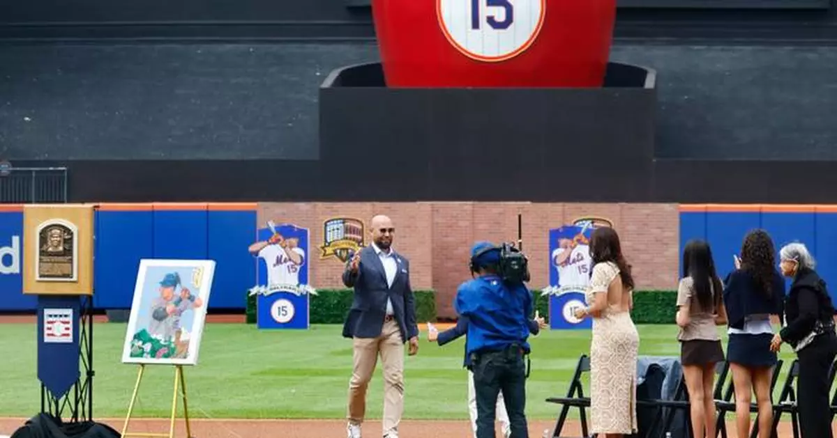 Carlos Beltrán won't rule out interviewing for Mets manager but doesn't sound interested