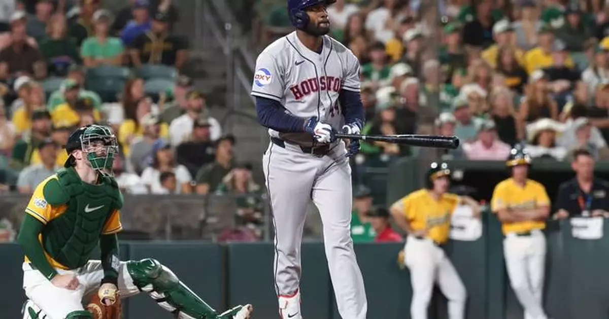 Yordan Alvarez goes deep as Astros hit 5 homers in 13-2 rout of A's to close in on AL West title