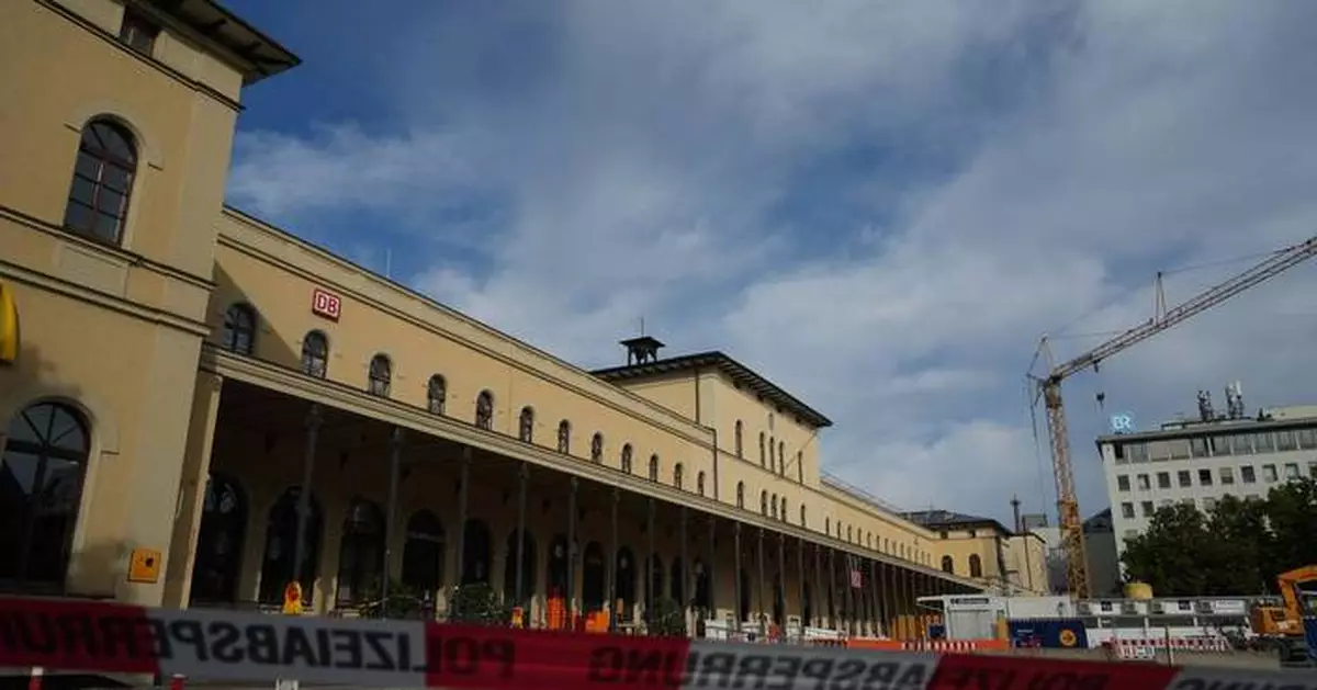 German train station closed after blast and discovery of a suspicious object