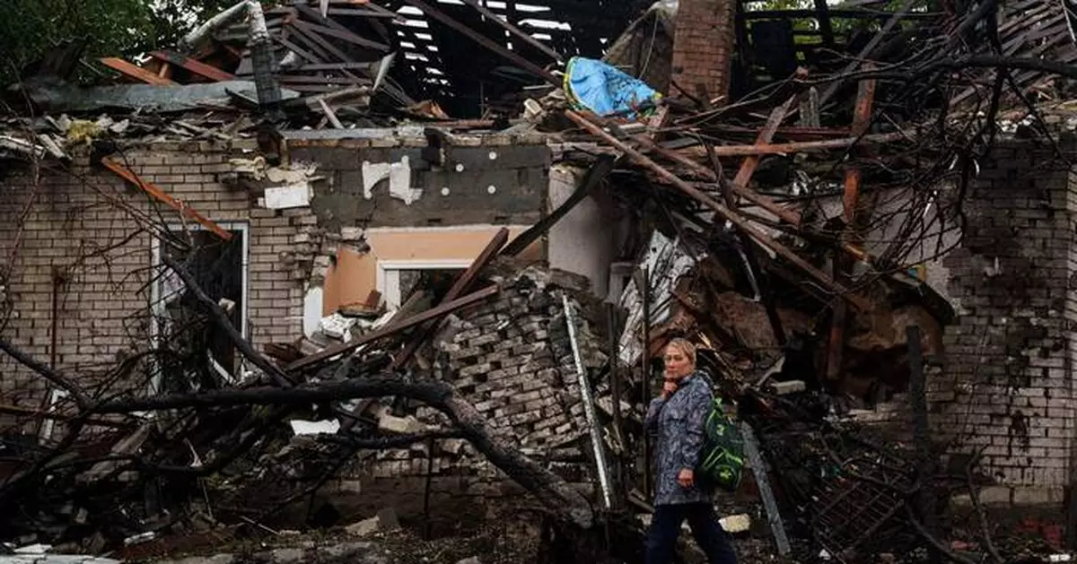 Russian strikes kill 8 in Ukraine as the UN debates how to end the war