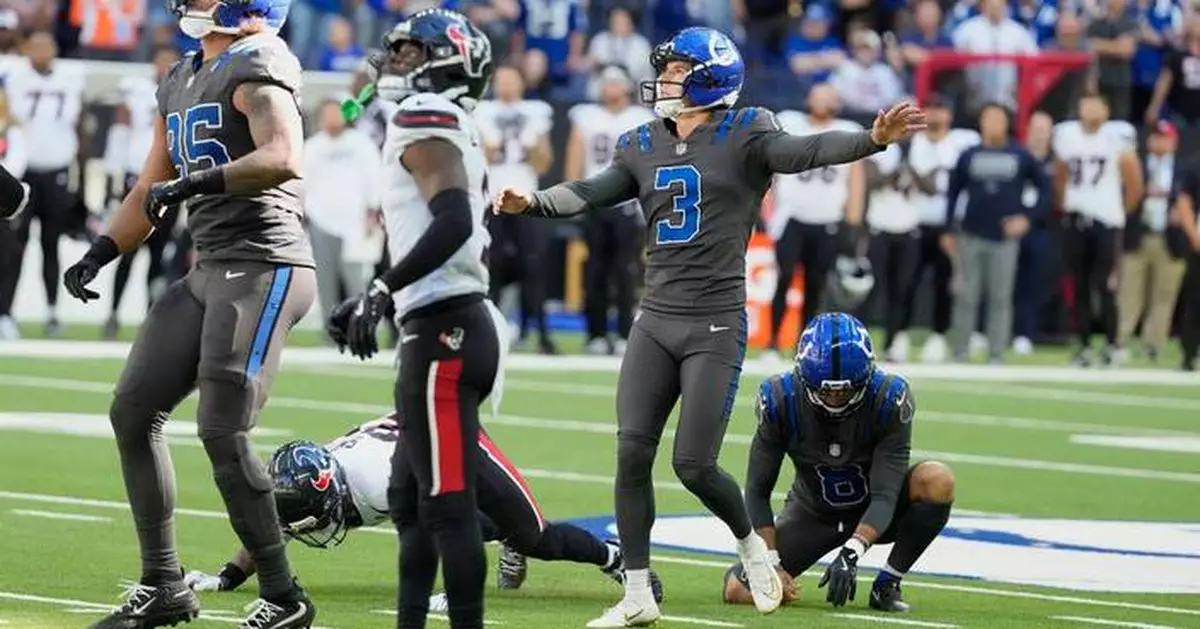 Colts end 9-game skid with 19-17 victory over Texans as Shrader kicks winner with 16 seconds left
