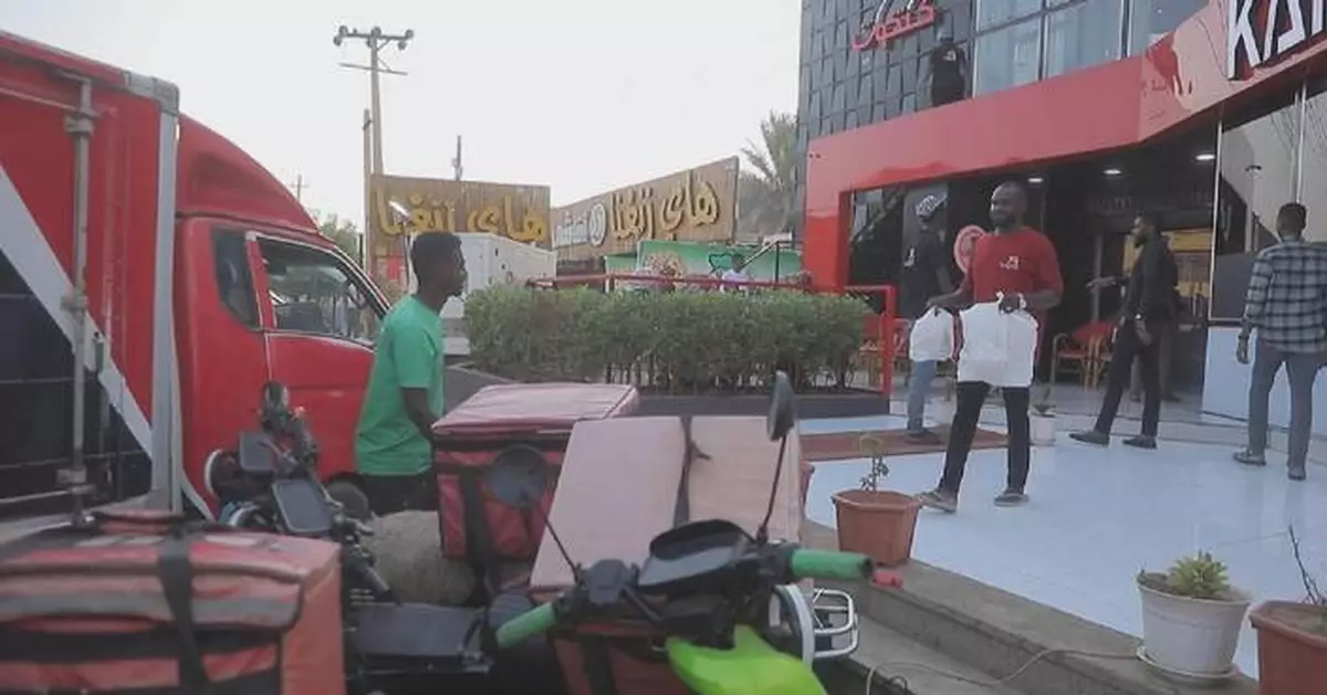 Young Sudanese entrepreneurs rebuild businesses lost to years of war