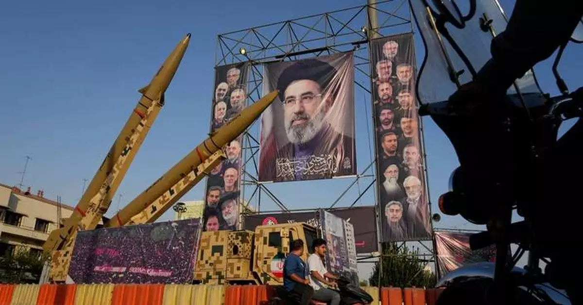 Iran's currency hits new record low, as war erodes Iran's economic stability