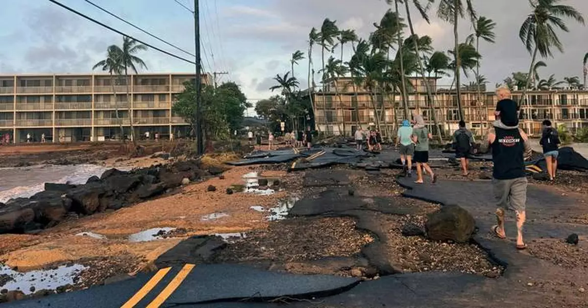 Kauai small businesses ask tourists to return after Hurricane Lowell, with aloha and some patience