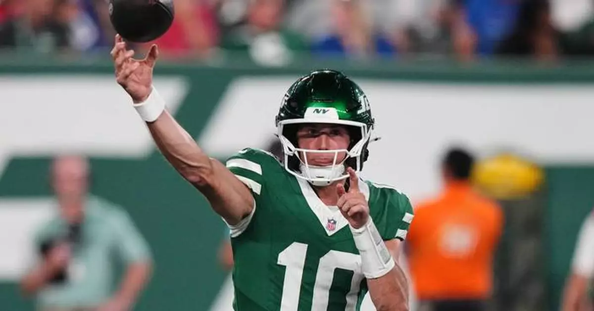Rookie Cade Klubnik wins Jets' backup quarterback job. Edge rusher Joseph Ossai out with foot injury