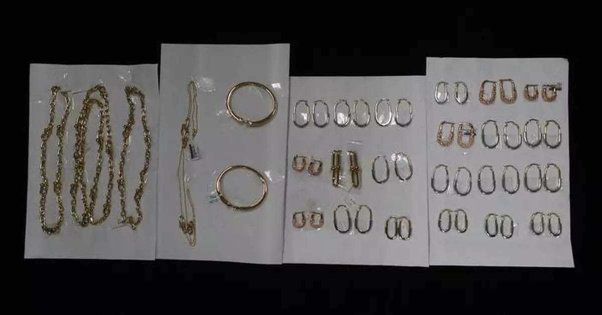 Hong Kong Customs Seizes $160,000 in Suspected Infringing Jewellery at JGW September Exhibition