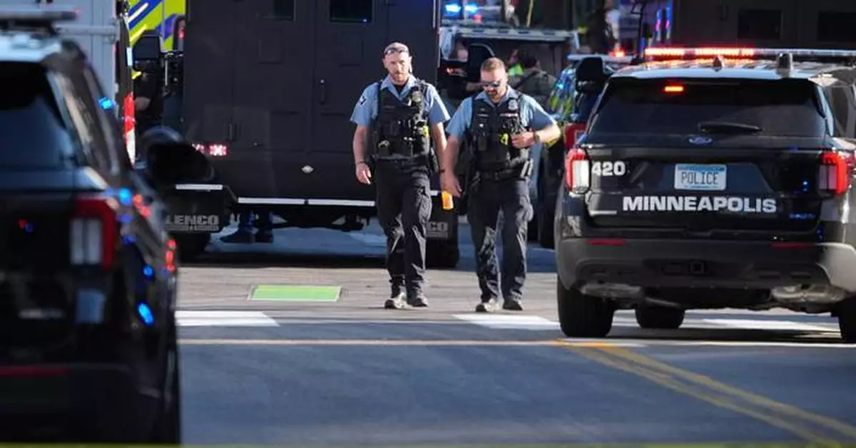 2 people were killed and suspect is dead in downtown Minneapolis shooting
