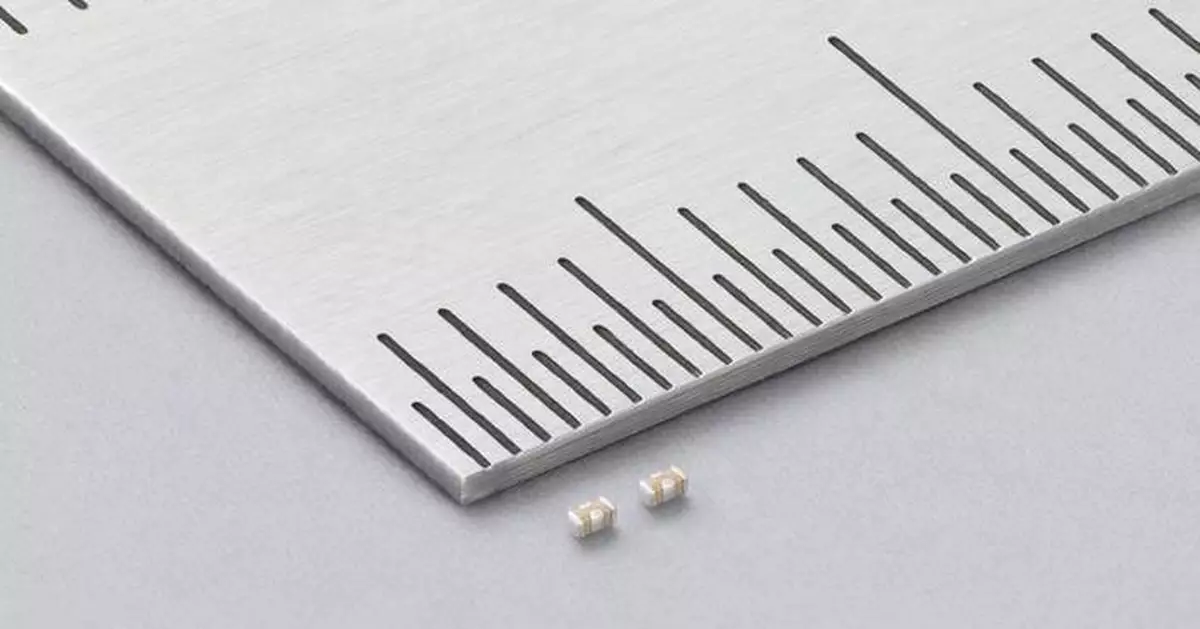 Murata Begins Mass Production of World’s Smallest 0201-inch Size Three-Terminal Low-ESL MLCCs