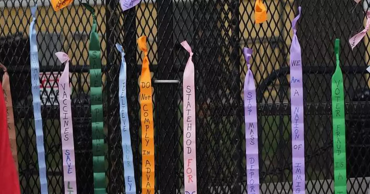 Trump's plan for a fence at Lafayette Park near White House gets review by federal panel