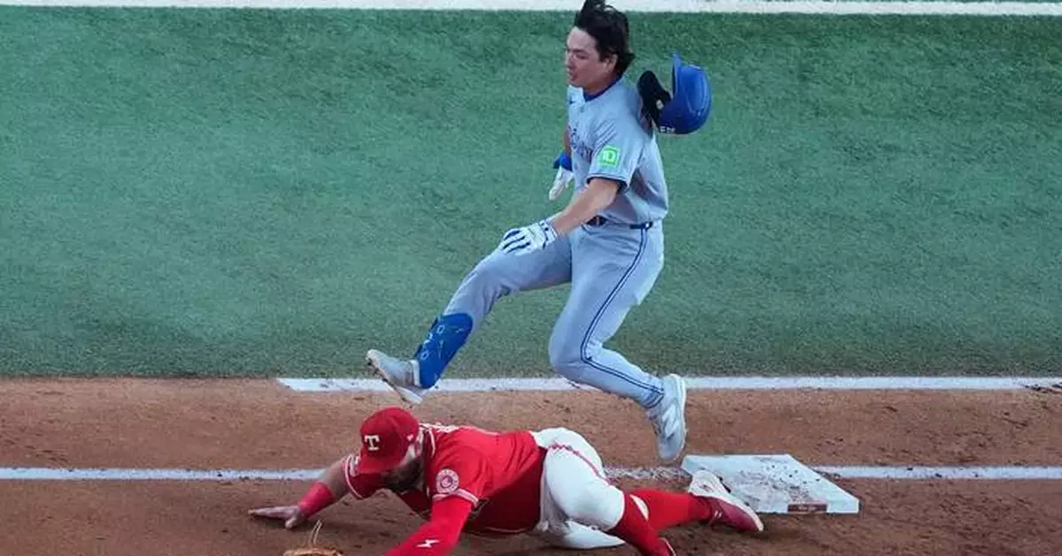 Corey Seager's RBI double helps Rangers beat sloppy Blue Jays 7-1 and close gap in playoff race