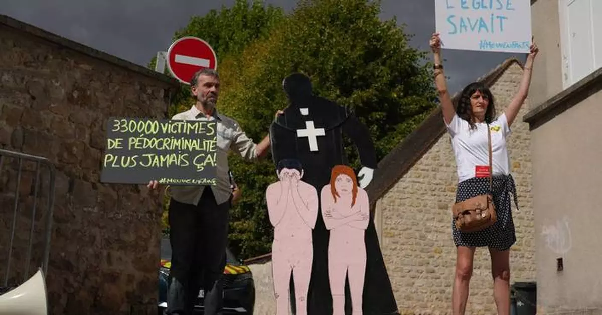Pope Leo XIV will meet with the French abuse survivors as critics demand action