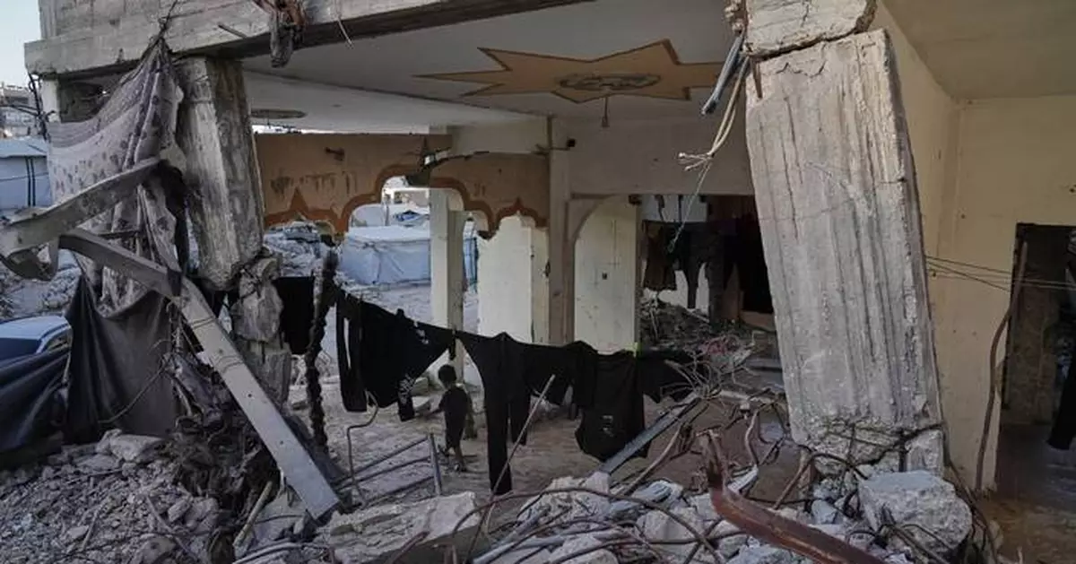 Fatal building collapse highlights dangers plaguing Gaza nearly a year after ceasefire
