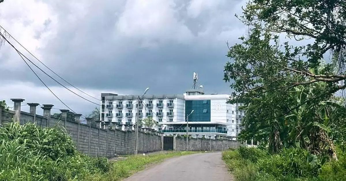 US deportees to Equatorial Guinea were arrested and beaten by police, lawyers say