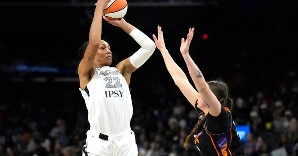 A'ja Wilson wins AP WNBA Player of the Year for 3rd straight year; Angel Reese top defensive player