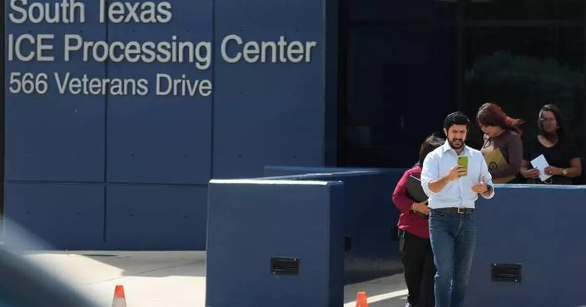 Congressman says Venezuelan man shot by ICE then taken into custody told he needs surgery