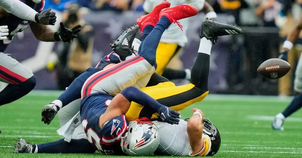 TreVeyon Henderson runs for a TD and the Patriots pummel Aaron Rodgers in a 20-3 win over Steelers