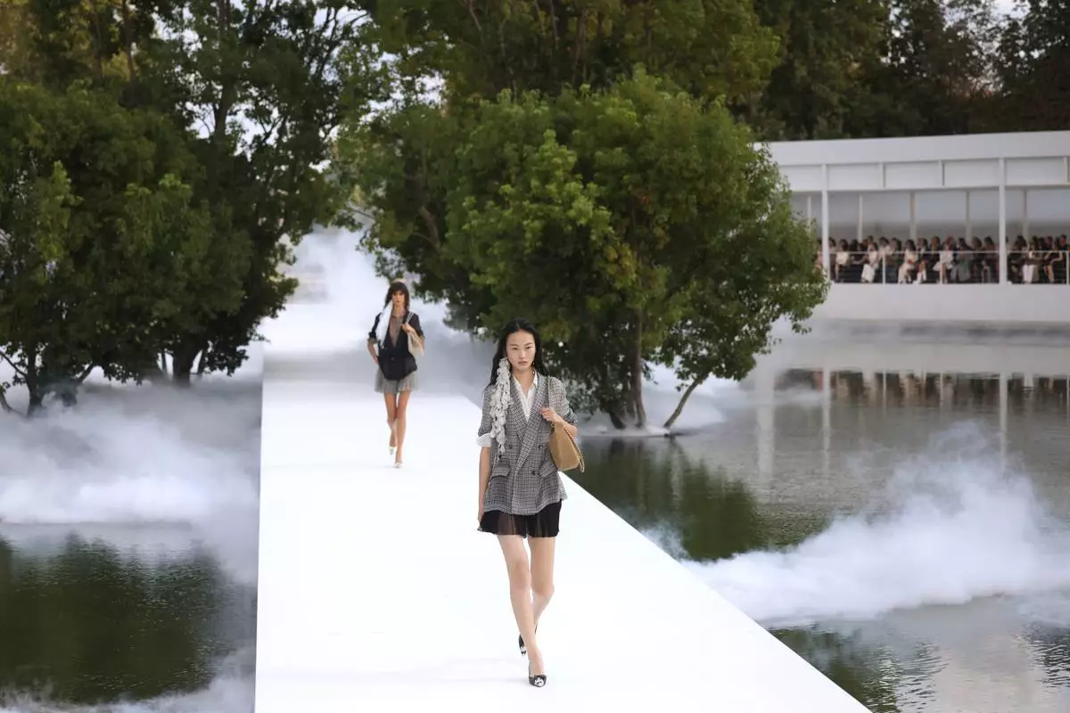 A model wears a creation as part of the Christian Dior Womenswear Spring Summer 2027 collection presented in Paris, France, Tuesday, Sept. 29, 2026. (AP Photo/Thomas Padilla)