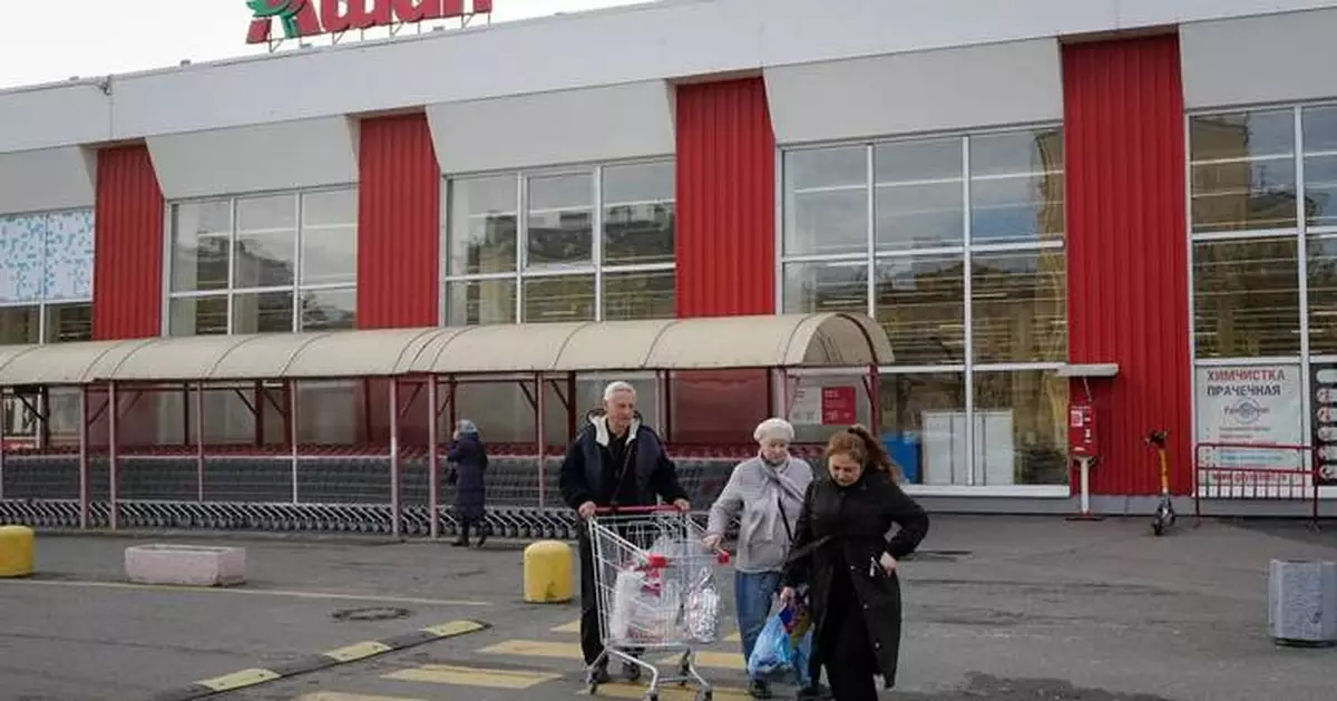 Kremlin orders Russia businesses of Nestle, Auchan seized
