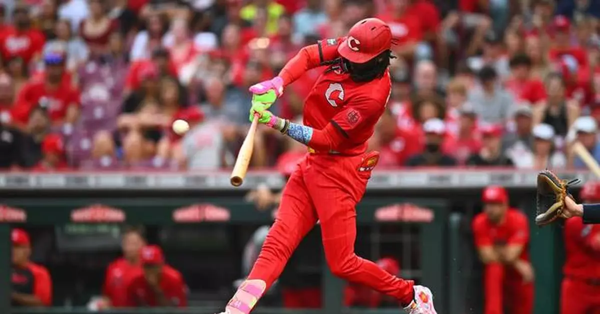 Reds hit 3 home runs and hold on for 5-3 victory over Brewers