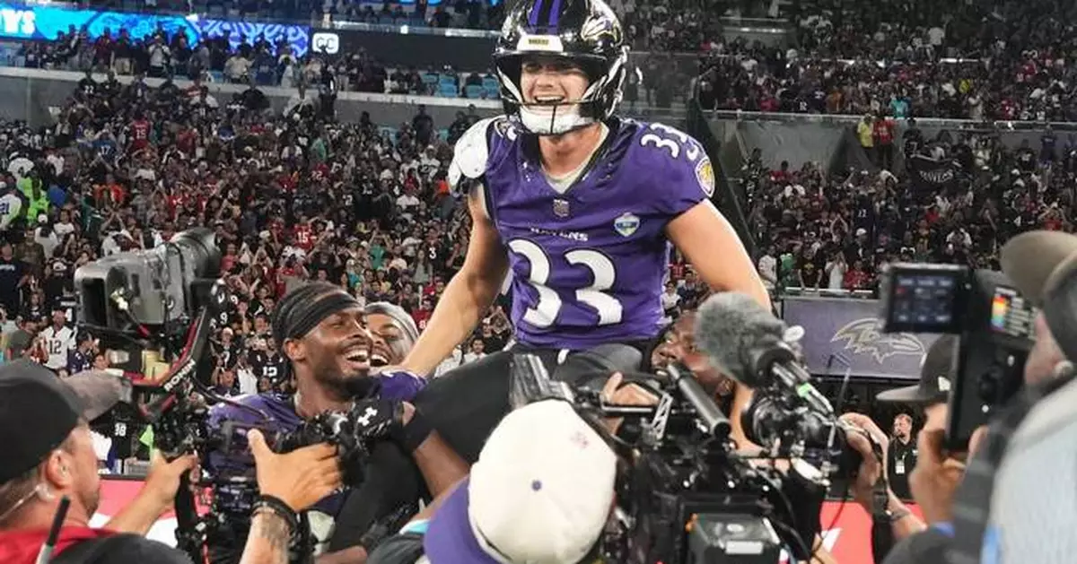 Jackson's pass, alert timeout call lead to Loop's 56-yard field goal as Ravens beat Cowboys 34-31