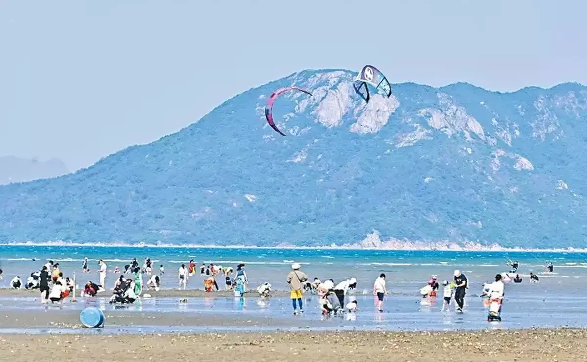 AFCD Enhances Management and Safety Measures at Ecotourism Hotspots for National Day Golden Week of Mainland