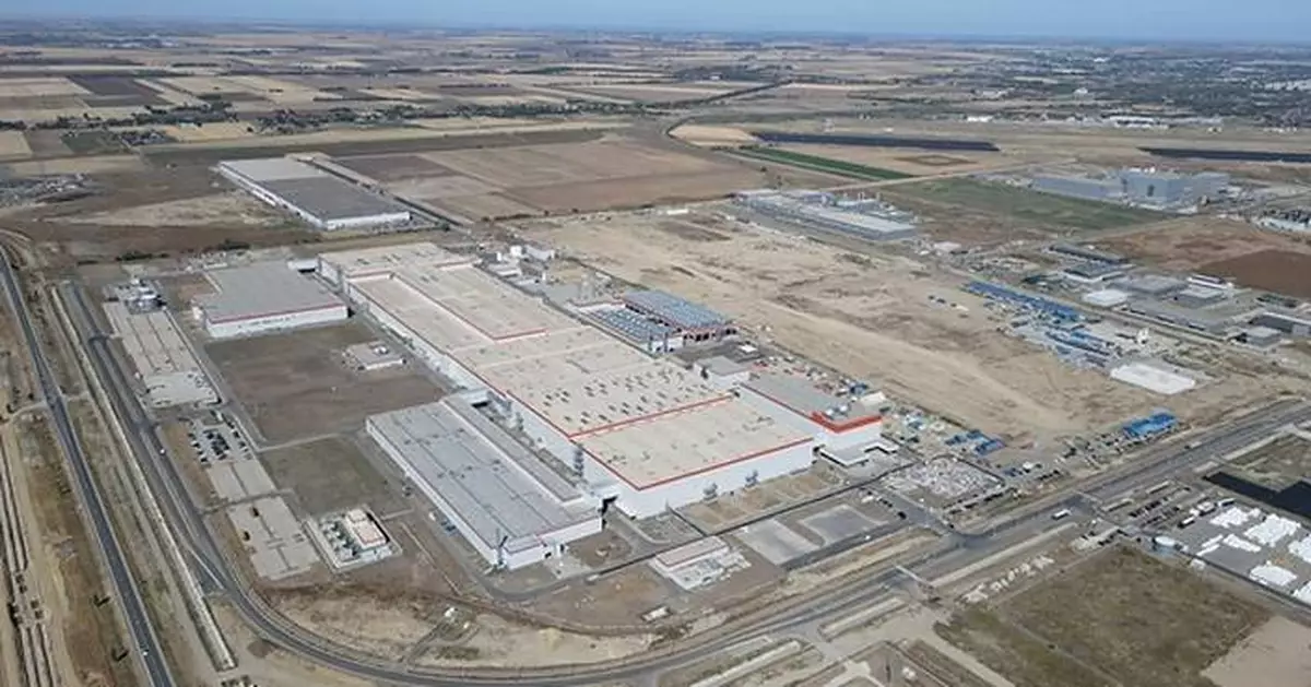 CATL kicks off trial production of battery cells in Hungary