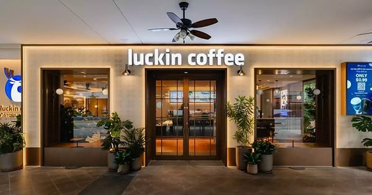 Luckin Coffee Celebrates 100 Stores in Singapore