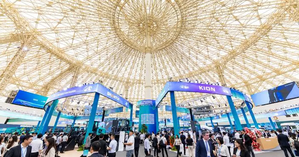 VEC and dmg events Announce Strategic Partnership, Opening a New Chapter for the Vietnam International Industrial Fair (VIIF)