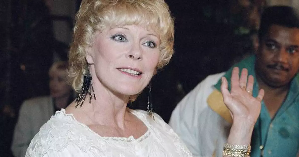 Elke Sommer, German-born star of ‘A Shot in the Dark’ and ‘The Prize,’ dies at 85
