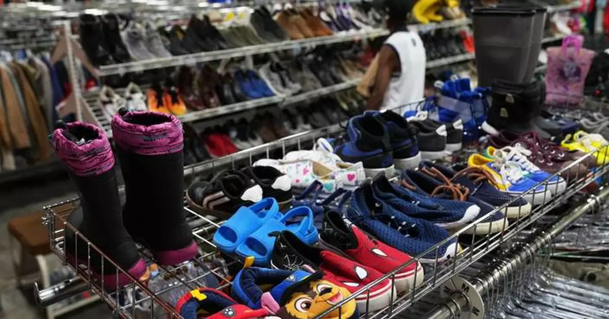 US consumer confidence recovers in October as gas prices eased a bit
