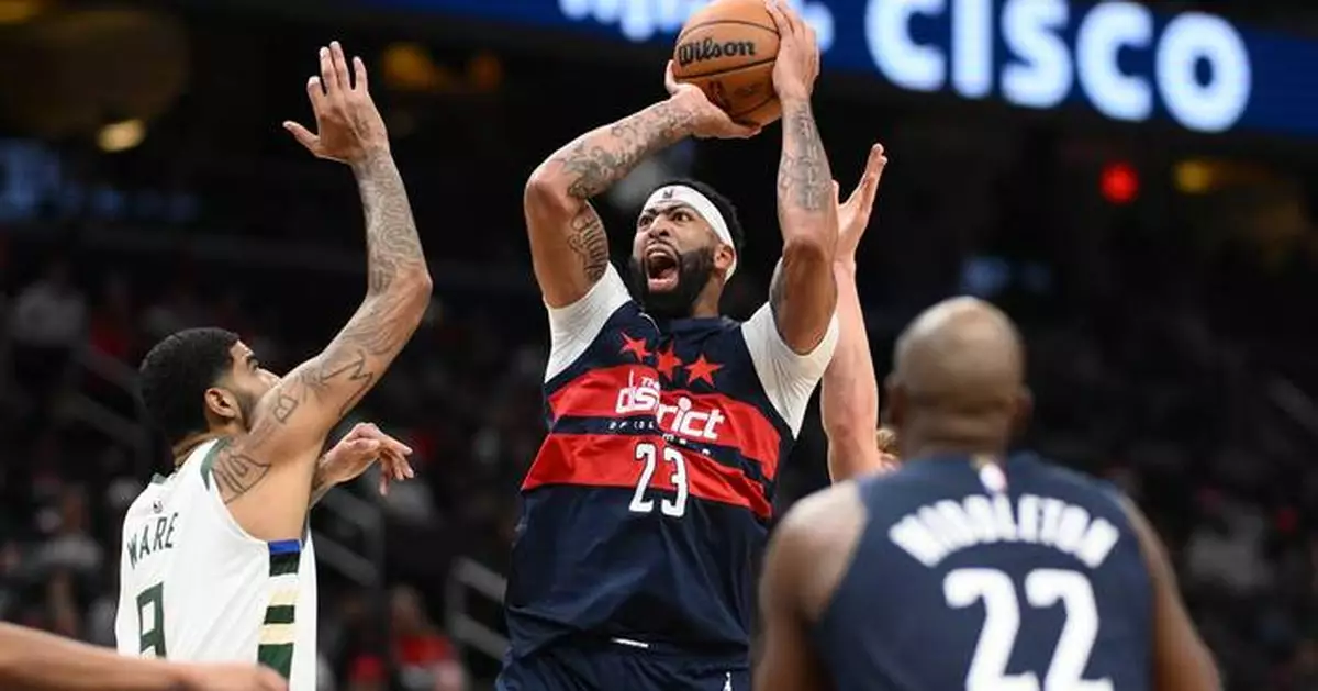 Anthony Davis already receiving 'MVP' chants in Washington. He scored 34 points in debut for Wizards